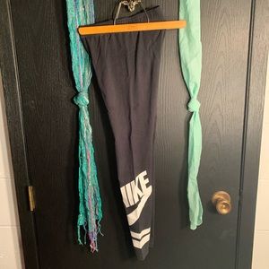 Girls Nike leggings